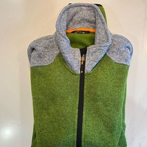 XL, mid-weight, stylish Orvis full zip cardigan sweater.